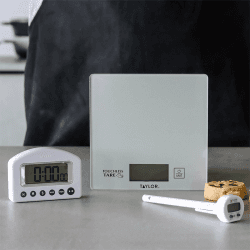 Image showing the Weighing and Measuring Scale Set, Silver product.