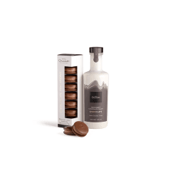 Image showing the Velvetised Chocolate Cream & Macarons Collection, 500g product.