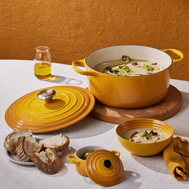 Signature Cast Iron Round Casserole, 24cm, Nectar