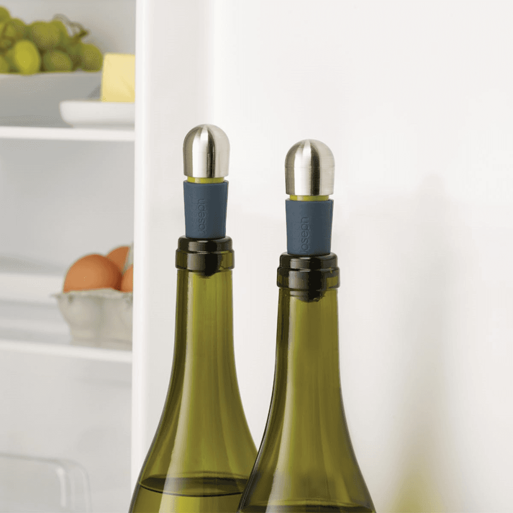 BarWise - Twist Lock Pair of wine stoppers, H21.6 x W10 x D2.6cm, Blue