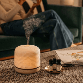 Image showing the Scent to Make You Feel Good Wellbeing Pod Luxe product.