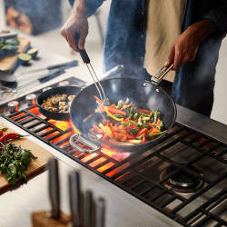 Image showing the Space Folding Ceramic Non-Stick Wok, D32 cm, Midnight Blue product.