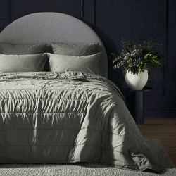 Image showing the Luxe Cotton King Size Duvet Cover, Moss product.
