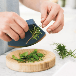Image showing the Leo, Herb Cutter With Cutting Bowl product.