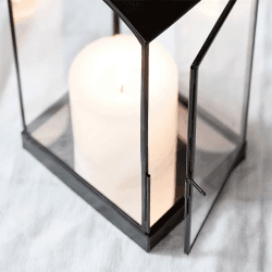 Image showing the Finmere Lantern, H25cm, Clear product.