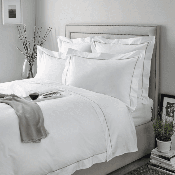 Image showing the Savoy - 400 Thread Count Egyptian Cotton Oxford pillowcase, 50 x 75cm, White/Silver product.
