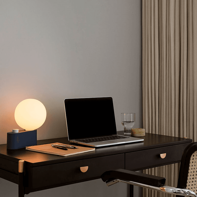 Alumina Lamp with Sphere, Sapphire