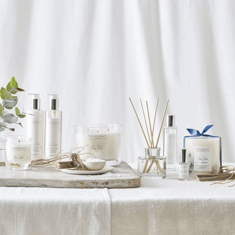 Medium Botanical Candle, Sea Salt