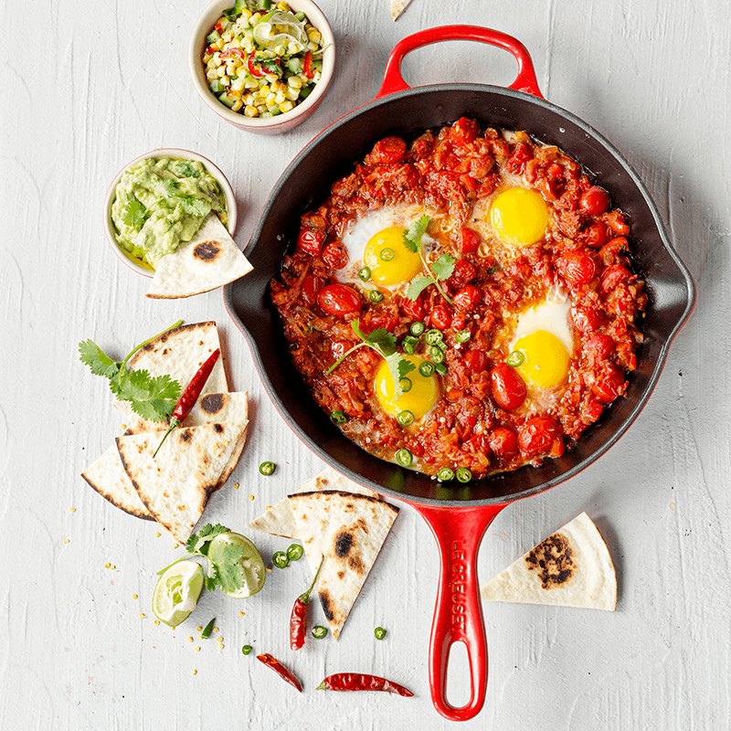 Signature Cast Iron Skillet, 26cm, Cerise