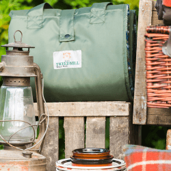 Image showing the Eventer Picnic Rug, 137 x 170cm, Olive/Blue/White product.