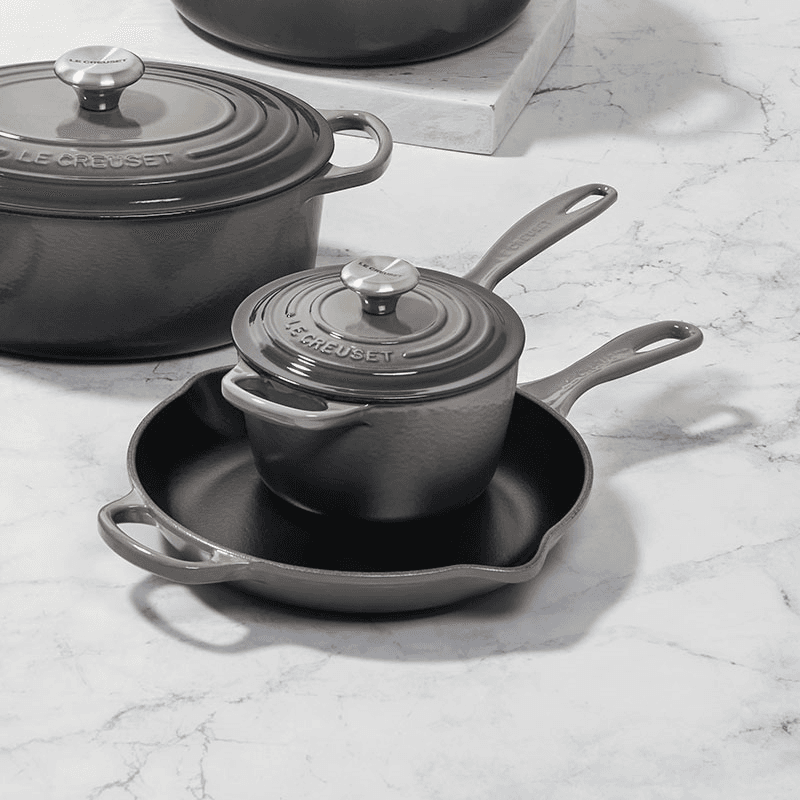 Signature Cast Iron Skillet with Metal Handle, 23cm, Flint