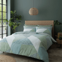 Image showing the Larsson Geo King Duvet Set, Green product.