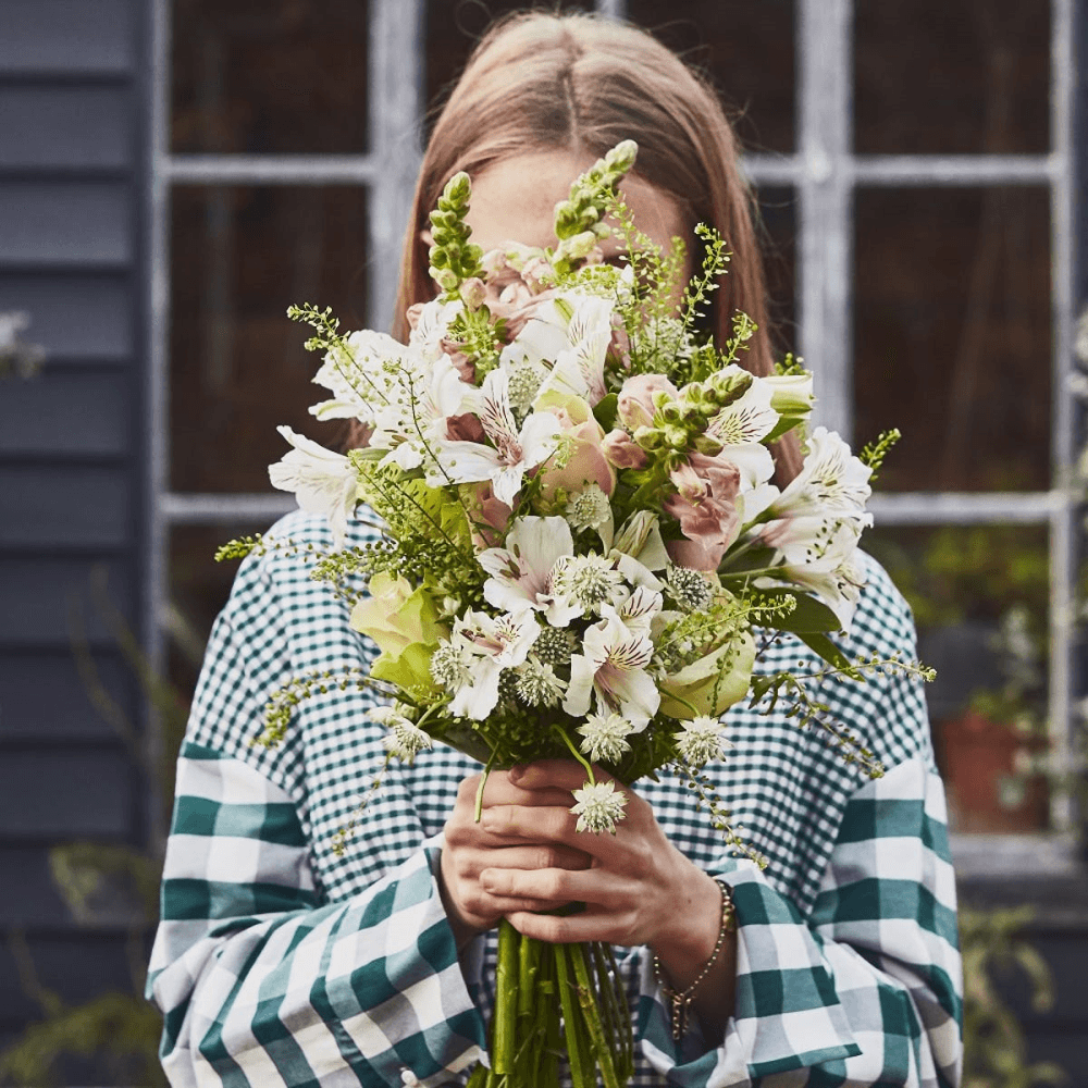 Regular Letterbox flower subscription, 12 months