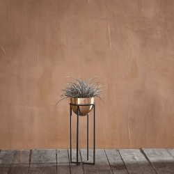 Image showing the Atsu Planter Stand Small, Black product.