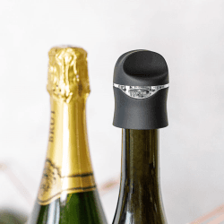 Image showing the Silicone Wine and Champagne Sealer, Black product.