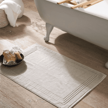 Image showing the Egyptian Cotton Medium Bath Mat, 60 x 90cm, Feather Grey product.