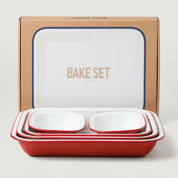 Image showing the Bake Set, Pillarbox Red product.