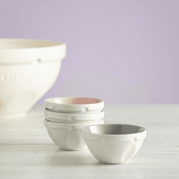 Image showing the Innovative Kitchen Set of 4 mini food prep bowls, 20cm, Cream product.