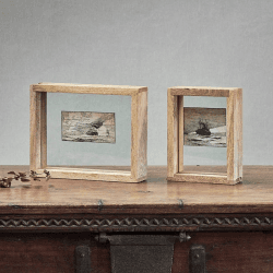 Image showing the Indu Standing wooden frame, 8 x 10", Oak product.
