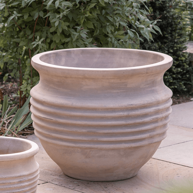 Ullu Planter, H48cm, Terracotta