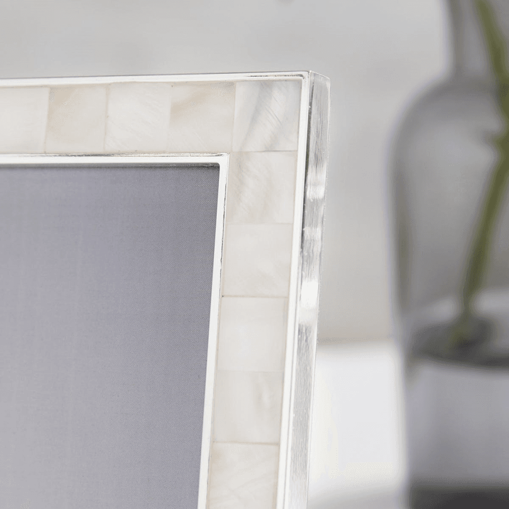 Mother of Pearl Photograph frame, 8 x 10", White