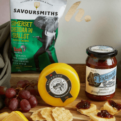 Image showing the Craft Beer and Cheese Hamper product.