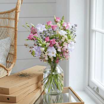 Image showing the Regular Letterbox flower subscription, 3 months product.