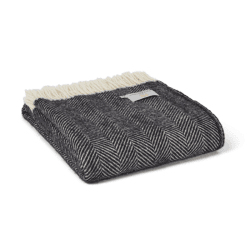 Image showing the Fishbone Throw, 150 x 183cm, Black product.