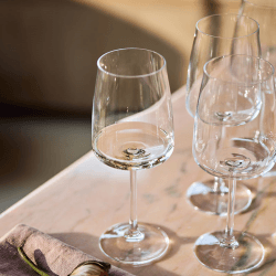 Image showing the Zero Set of 4 White Wine Glasses, 430ml product.