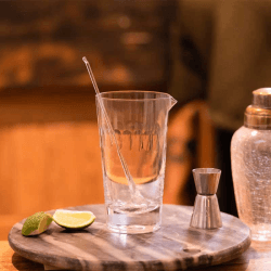 Image showing the Lens Mixing Glass, 555ml, Clear product.