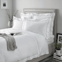 Image showing the Savoy - 400 Thread Count Egyptian Cotton Oxford pillowcase, 50 x 75cm, White/Silver product.