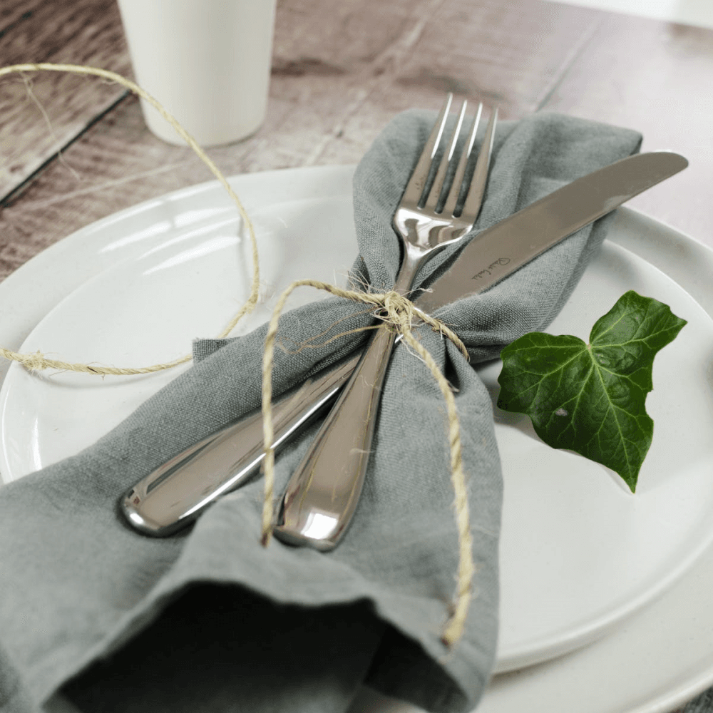 Warwick Bright 84 piece cutlery set, Stainless Steel