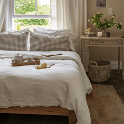 Image showing the Cotton Linen Mix Duvet Cover, King, White product.