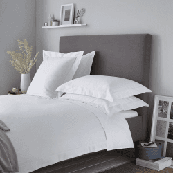 Image showing the Savoy - 400 Thread Count Egyptian Cotton King fitted sheet, W150 x L200 x D30cm, White product.