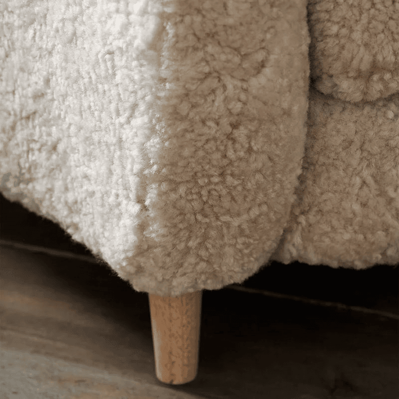 Sheepskin Cosy Chair, Pearl