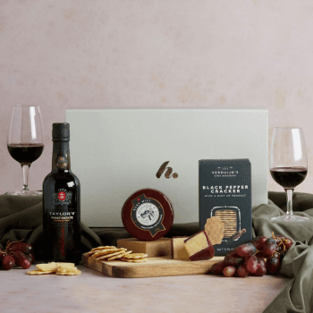 Image showing the Classic Port & Cheese Hamper product.