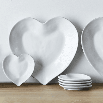 Image showing the Porto Heart plate, 28cm, White product.