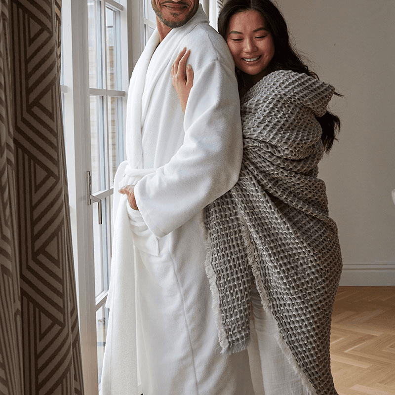 Lisbon Throw, 140 x 180cm, Grey
