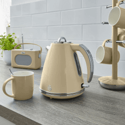 Image showing the Retro Jug Kettle, 1.5L, Cream product.