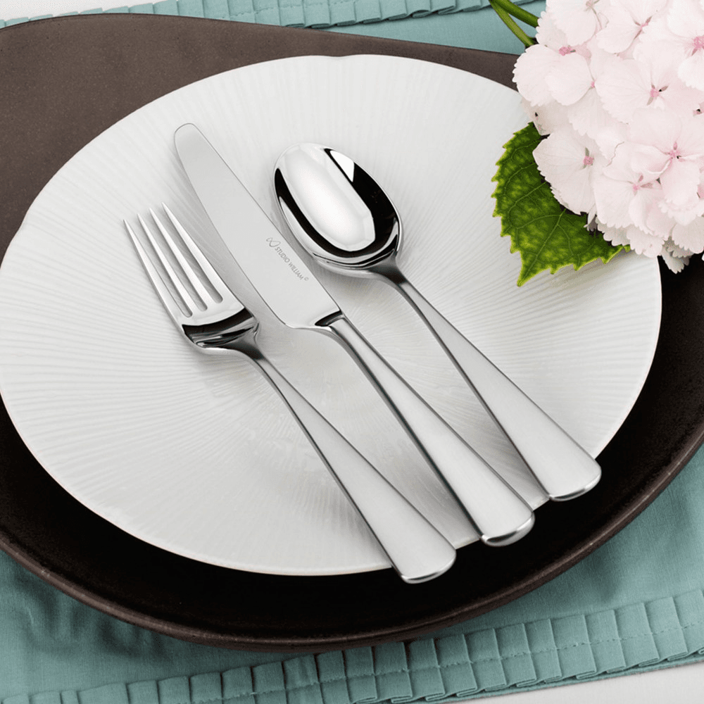 Mahogany 7 piece place setting, satin finish stainless steel