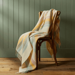 Image showing the Stripes Throw, 150 x 183cm, Primrose product.