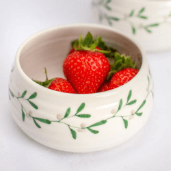 Image showing the Mistletoe Set of 4 Small Serving Dish, D12cm, White/Green product.