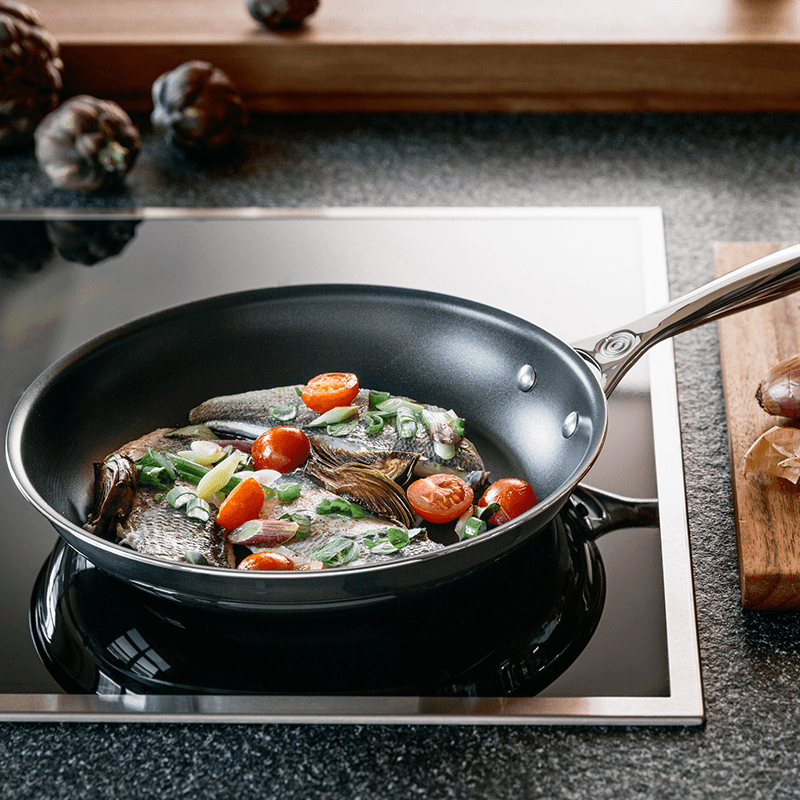 Signature Non-Stick Frying pan, 30cm, Stainless Steel