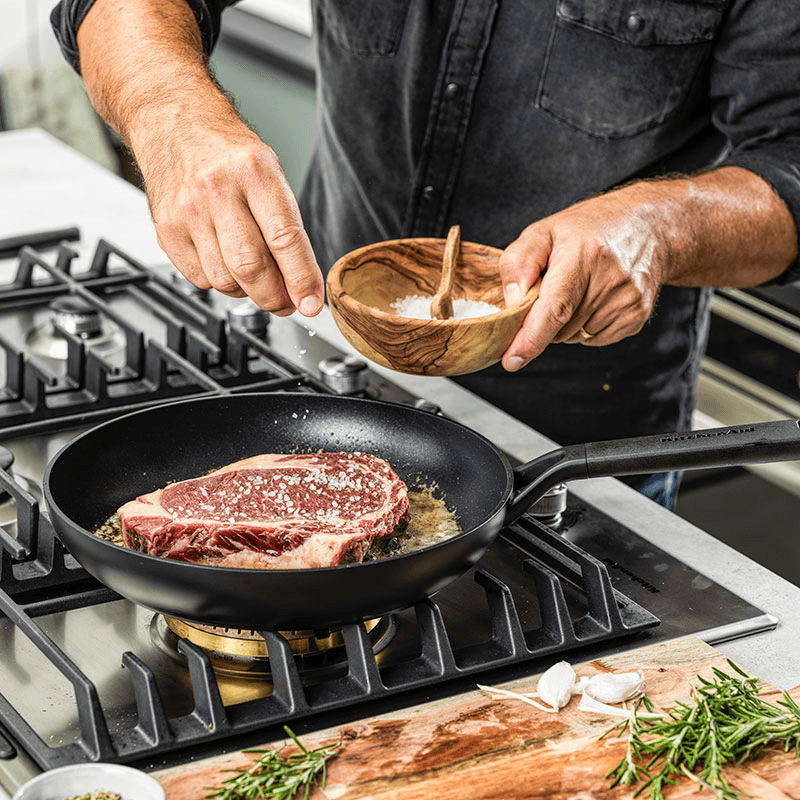 Classic Forged Non-Stick Frying Pan, 30cm, Black