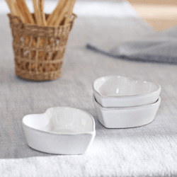 Image showing the Porto Set of 3 Heart Dishes, White product.