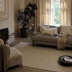 Image showing the Pembury Rug, 200 x 300cm, Chalk product.