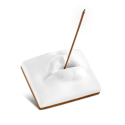 Image showing the Oh Mon Dieu! Lips incense holder, 9 x 6 x 4cm, White product.