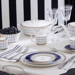Image showing the Renaissance Gold Tea set, Blue/Multi product.