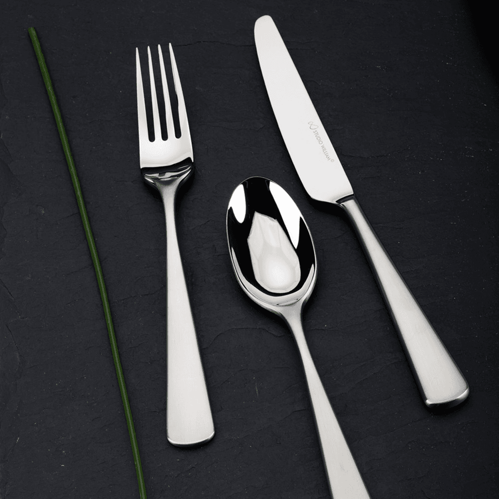 Mahogany 7 piece place setting, satin finish stainless steel