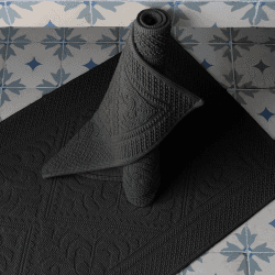 Image showing the Enzo Bath mat, 54 x 110cm, Carbon product.